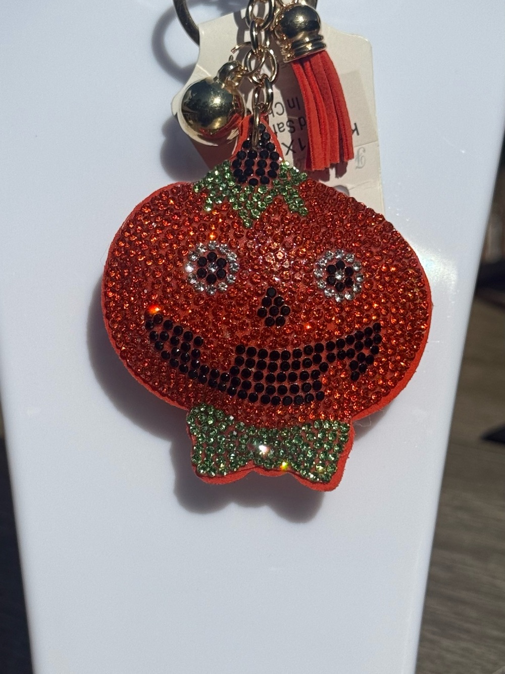 NWT Halloween Pumpkin Crystal Rhinestone Keychain - Picture 3 of 4